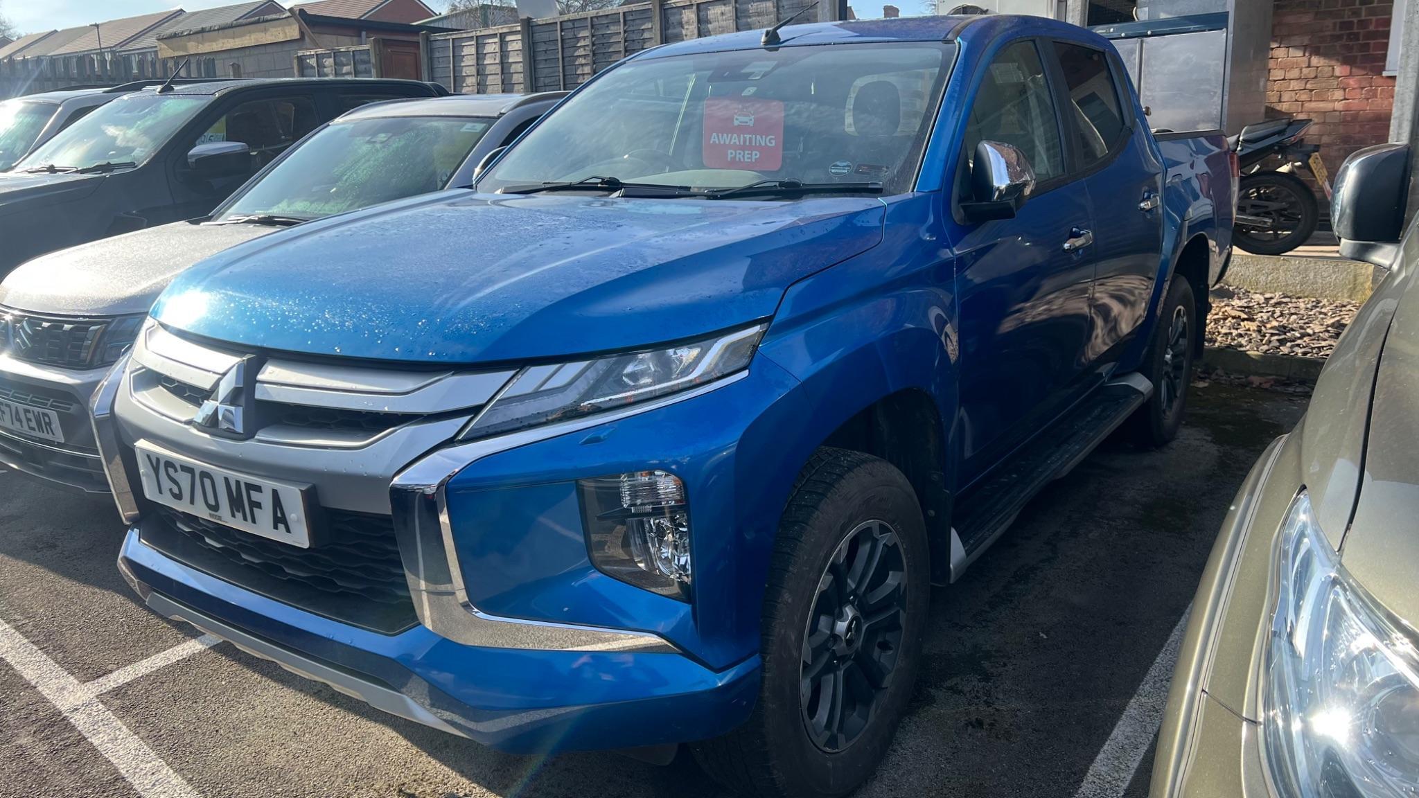 2020 Mitsubishi L200